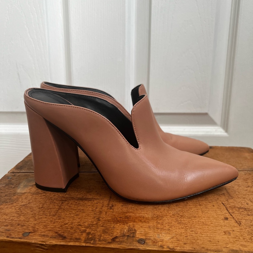 Marc Fisher Regina Mule in Blush
